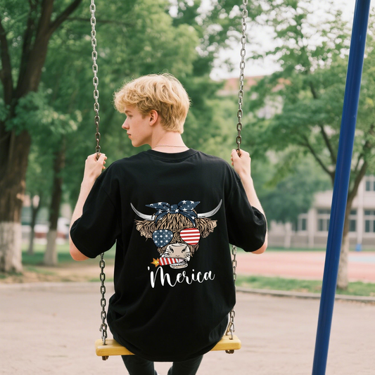 Cattle With Sunglasses With American Flag Colors Decorations T-Shirt, For 4th of July, Cotton, Short Sleeve, Crew Neck, Unisex For Men And Women