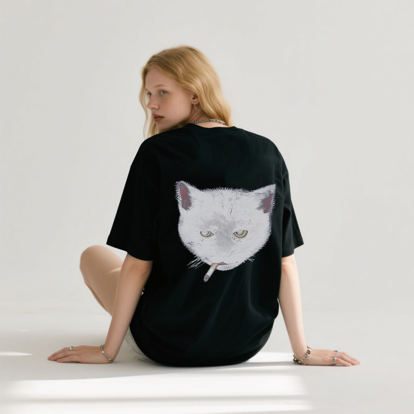 Y2k Smocking Cat T-Shirt, Unisex Vintage Graphic Tees Gothic Grunge Y2k Emo Scene Amity Affliction Style Clothes Men Women Streetwear